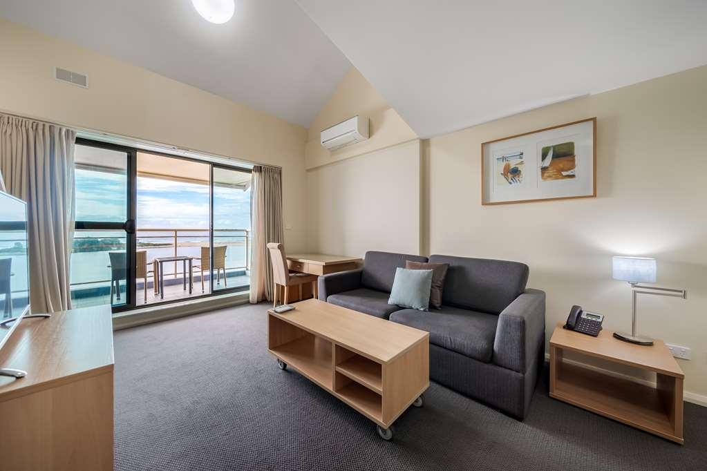 Oaks The Entrance Waterfront Suites الغرفة الصورة